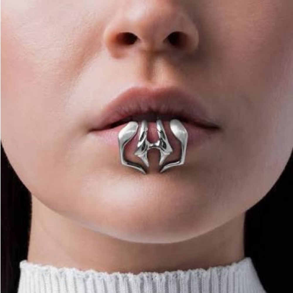 Vitaly silver Ecstasy lip cuff